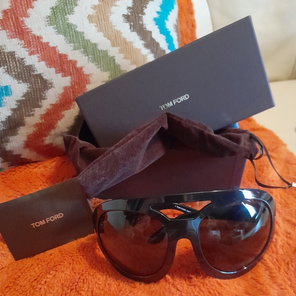 Sunglasses - Picture 2 of 2